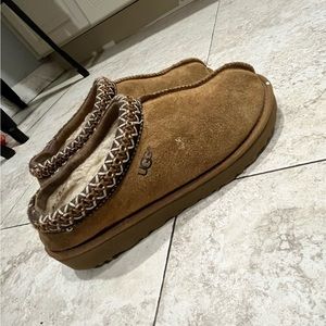 UGG TASMAN